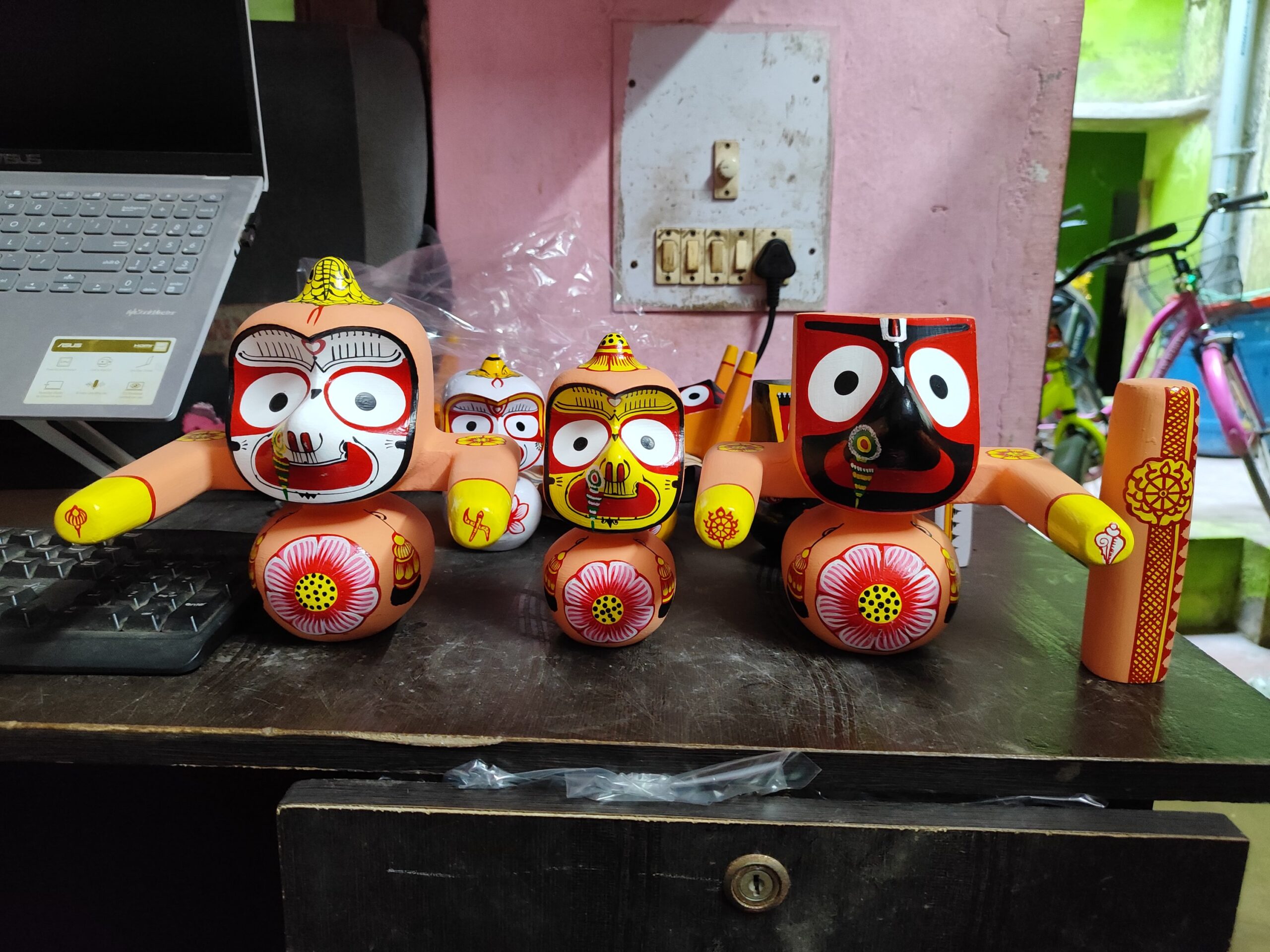 Pure Neem Wood Jagannath, Balabhadra, Subhadra, Sudarshan Idol (6 Inch)(Pack of 4,Multicolor) - Image 2