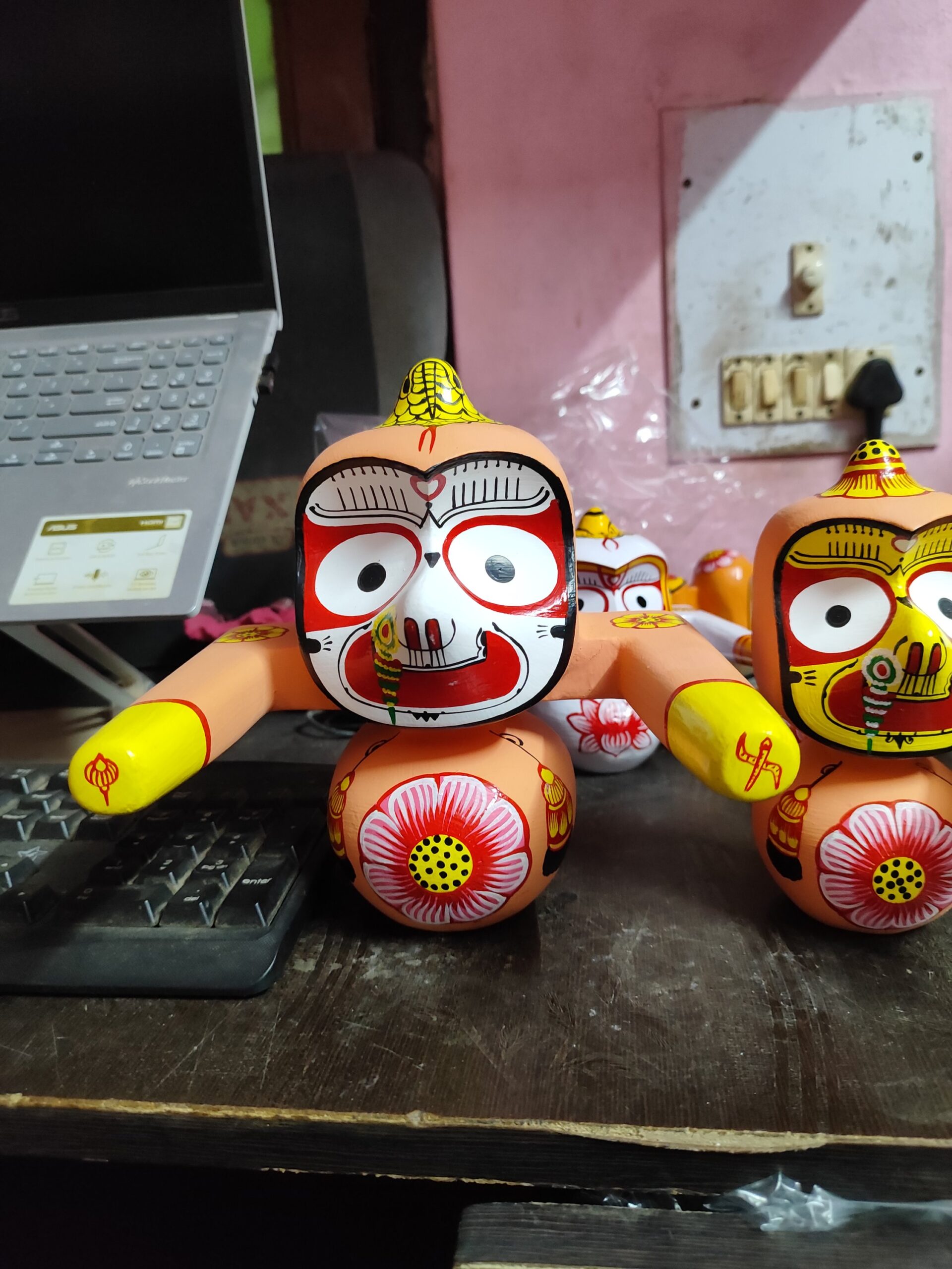 Pure Neem Wood Jagannath, Balabhadra, Subhadra, Sudarshan Idol (6 Inch)(Pack of 4,Multicolor) - Image 5