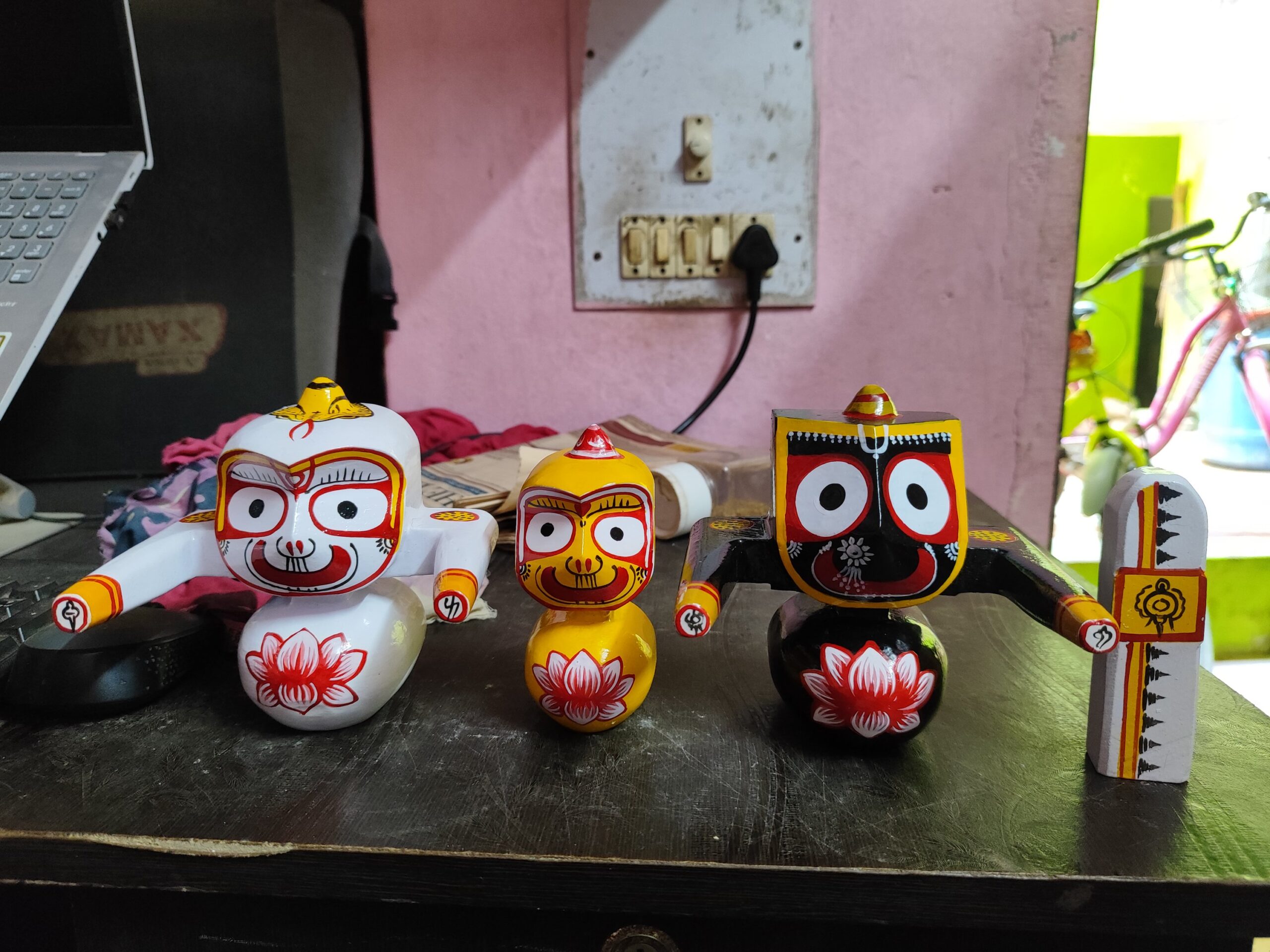 Jagannath World Shree Lord Jagannath Balaram and Subhadra Maa Neem Wood Idol 5-Inch (White Black Yellow) - Image 4